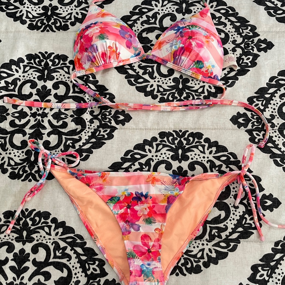 Bikini swimsuit